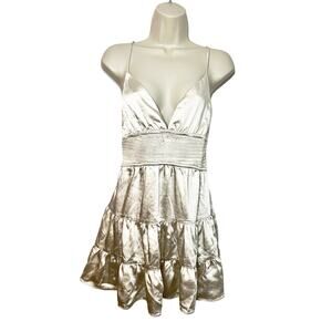 NWOT Revolve Elliatt Mini Dress. Size Large.